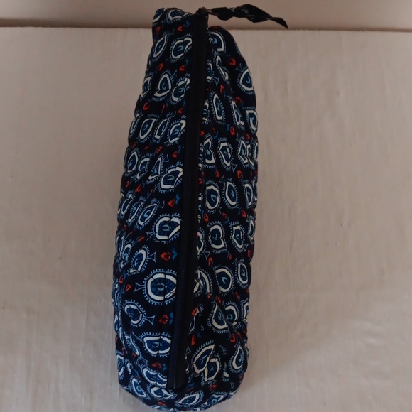 LikeNewVera Bradley Large Quilted Case In Midnight Blue - Picture 8 of 10